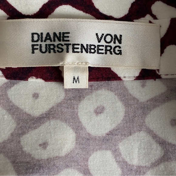 Diane Von Furstenberg Burgundy & White Printed Twist Waist Dress Medium - Picture 3 of 12